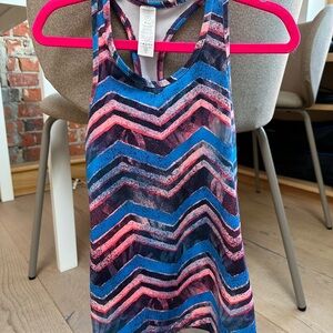 Kid ivivva tank top like Lululemon no flaws
